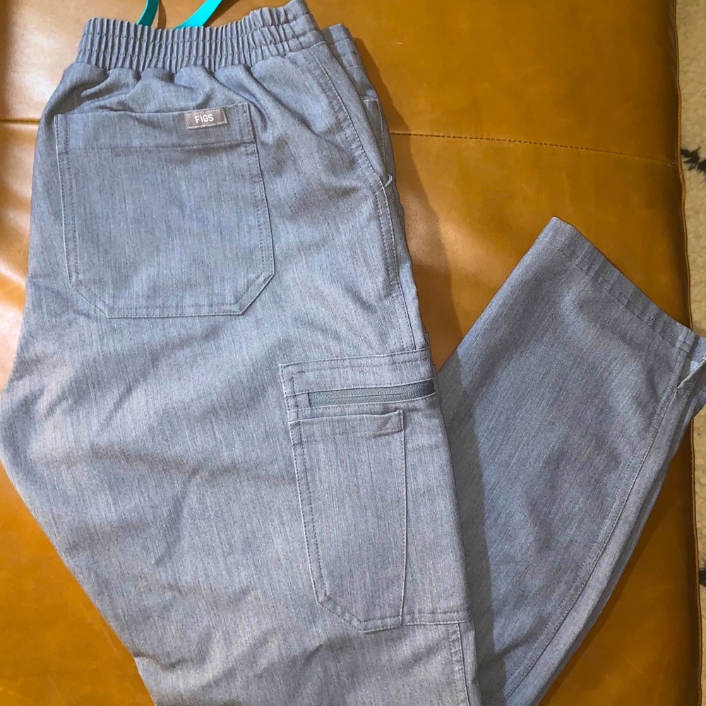 Figs graphite Yola skinny scrub pants